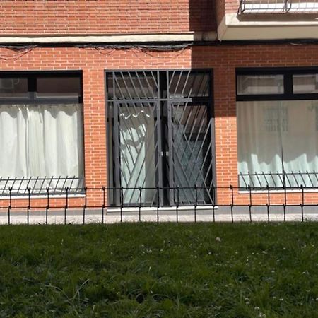 Nuevo Y Confortable Apartamento En Vista Alegre Madrid Exterior photo